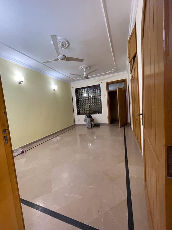 7 Marla Upper Portion Portion for Rent with 3 Bedrooms in G-13, Islamabad 2