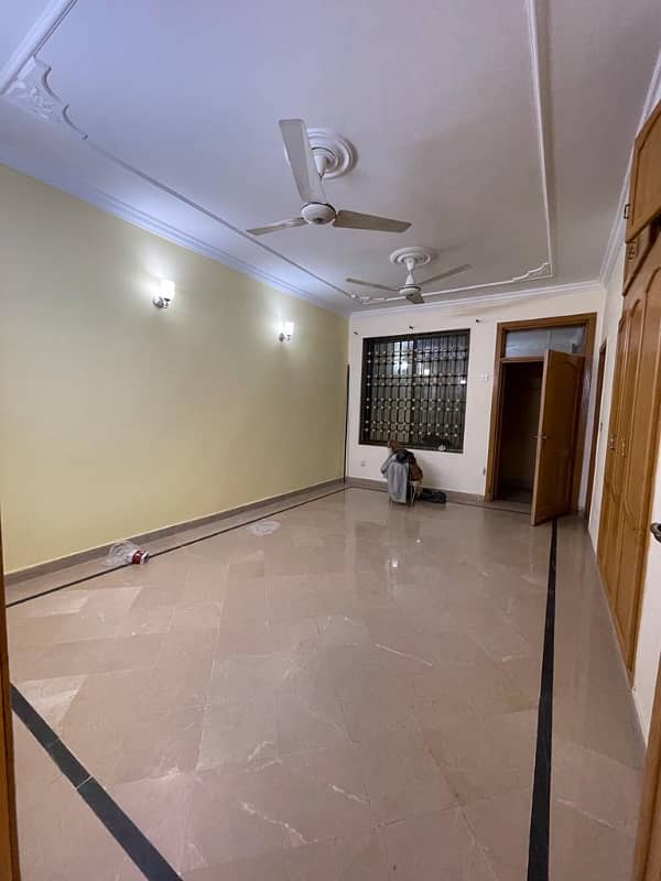 7 Marla Upper Portion Portion for Rent with 3 Bedrooms in G-13, Islamabad 3