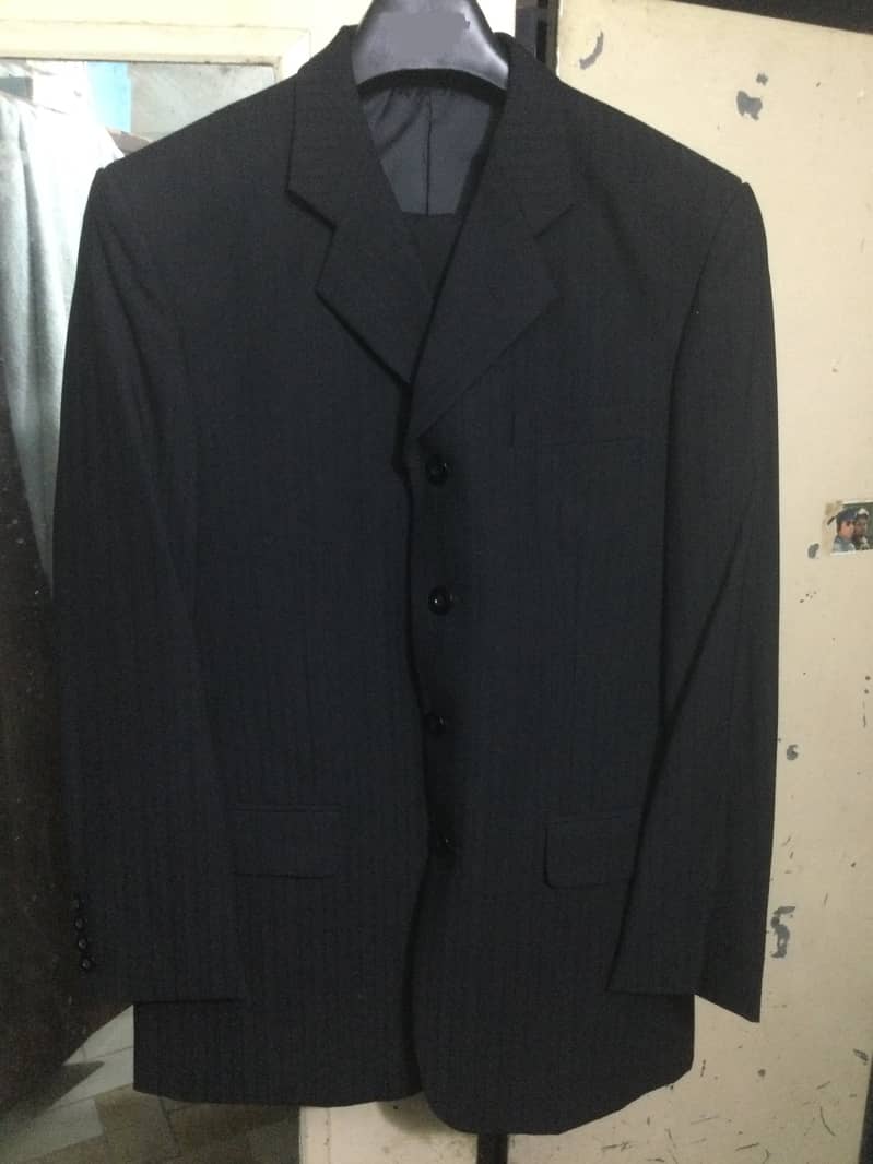 UK Brand Men's four buttons Suit Coat Pant Size Medium 0