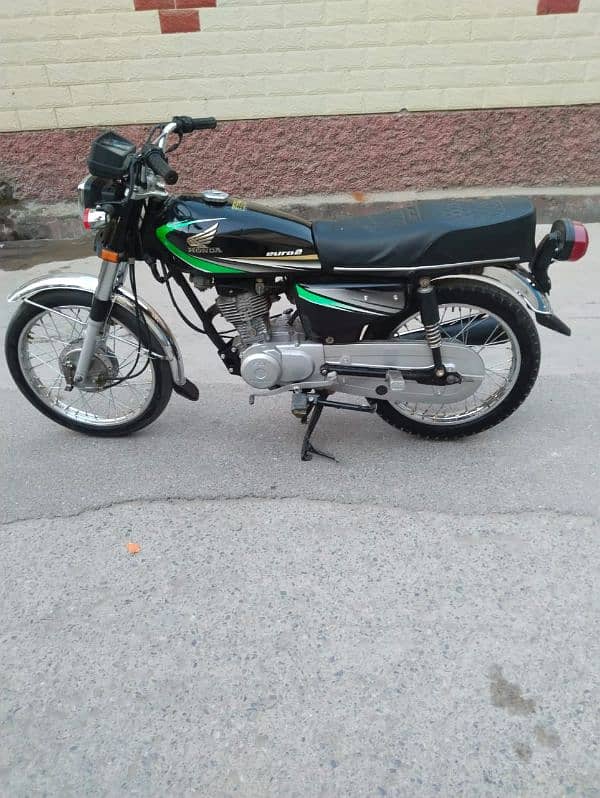 Honda CG 125 2013 4