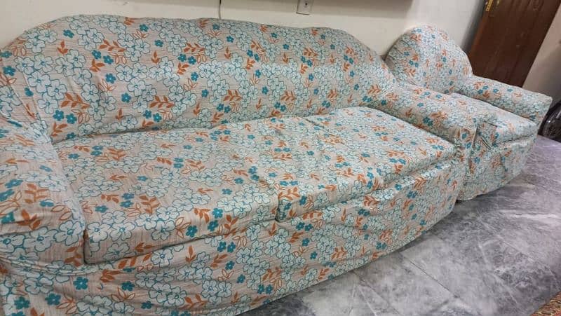 poshish sofa 5