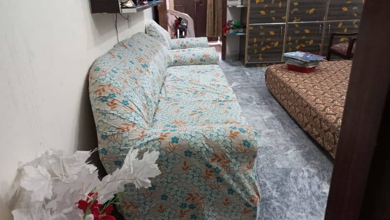 poshish sofa 9