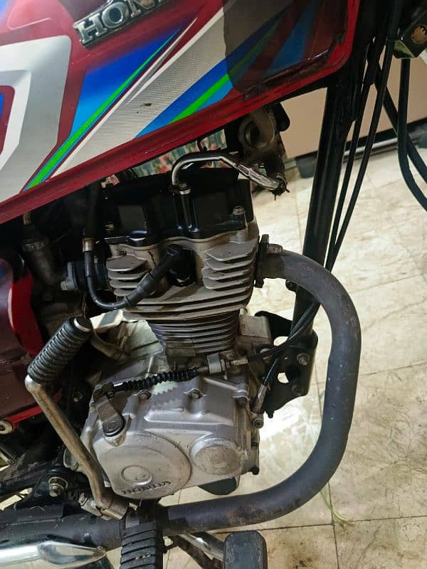 honda 125.2023 model 4