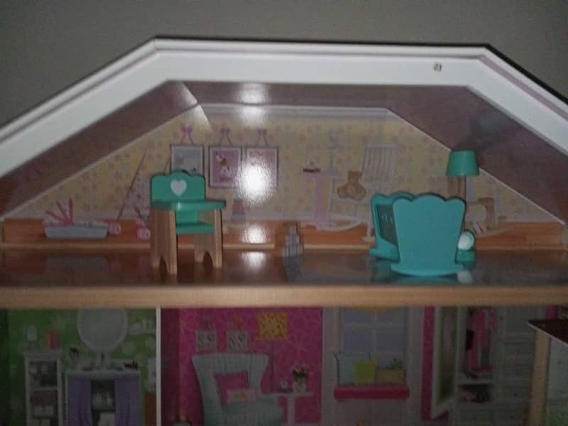 Doll house 1