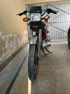 Honda 125 2017