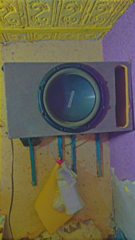 Kenwood Subwoofer and Speakr 1