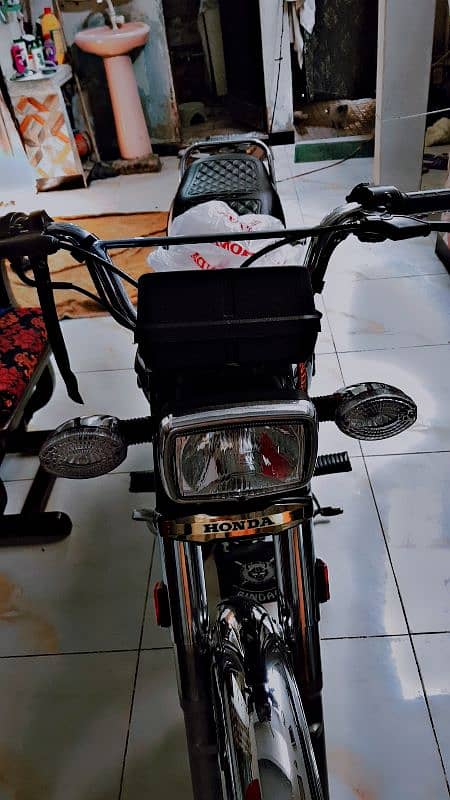 Assalamualaikum selling honda 125 2023 karachi 11