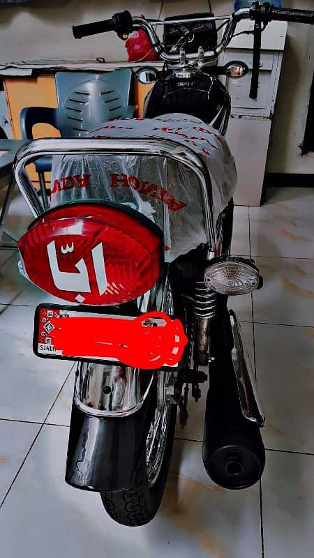 Assalamualaikum selling honda 125 2023 karachi 13