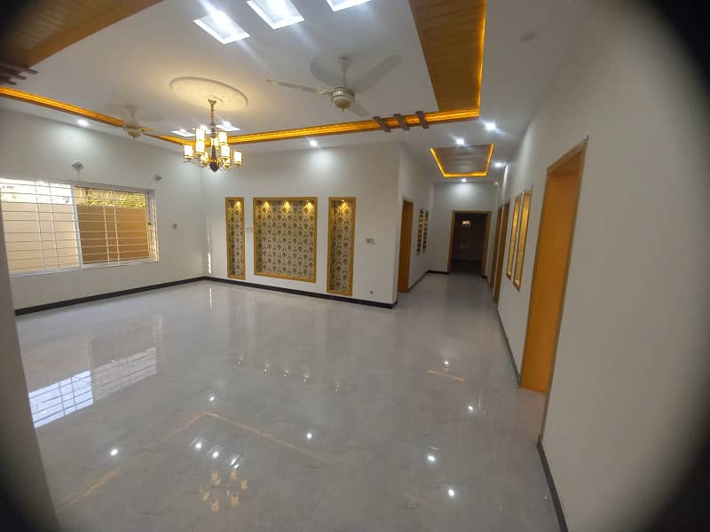 HOUSE AVAILABLE FOR RENT IN BANIGALA 0