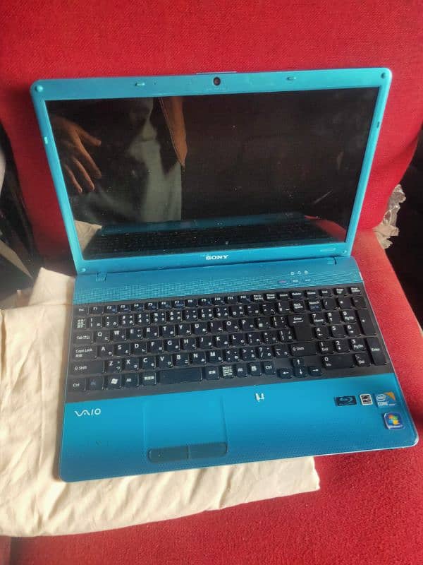 SONY laptop core i5 1st generation 4gb ram 320 gb hd 0