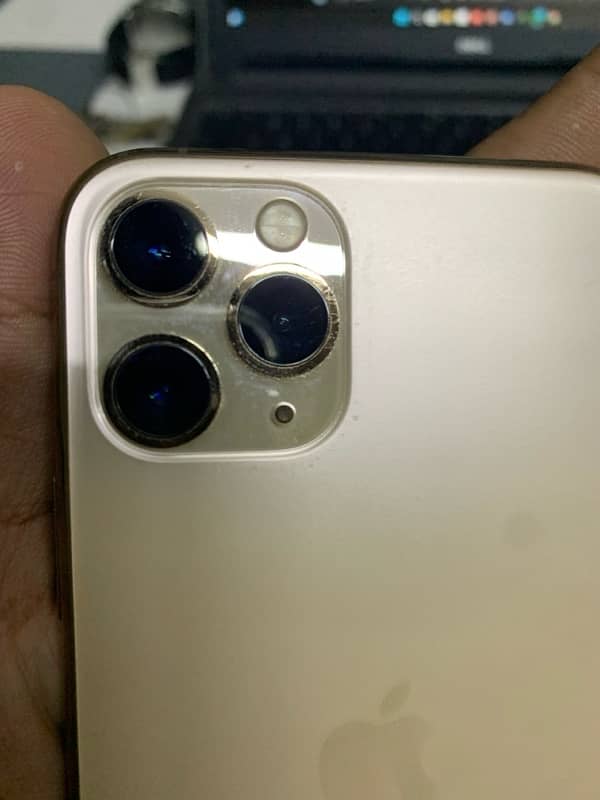 iPhone 11 Pro Non-PTA Gold 64 gb 2