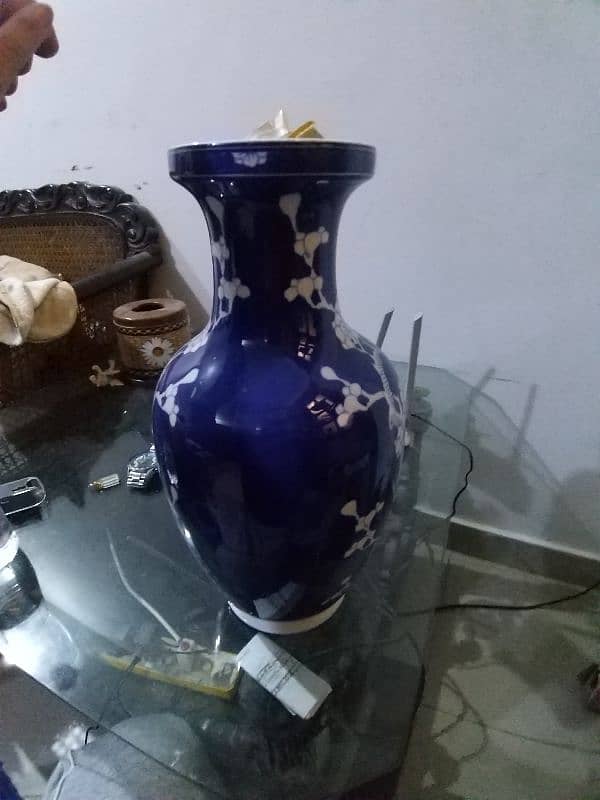 flower vase 1