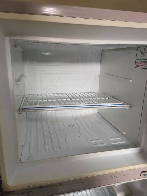 Fridge/ Refrigerator 4