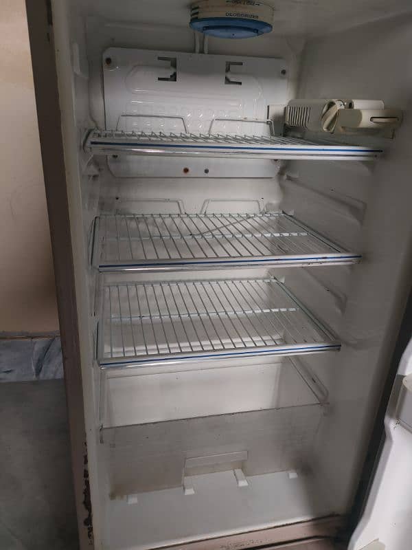 Fridge/ Refrigerator 6