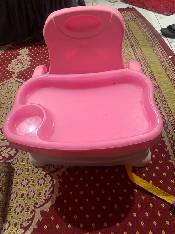 mininmaly used baby chair 2