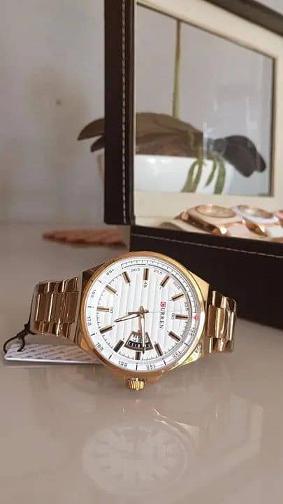 Golden Stainless Steel Analog Watch For Men - White & Golden men's 3