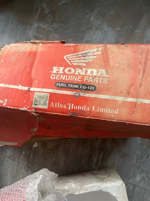 HONDA CG 125 Model 2010 Original New Tank 4