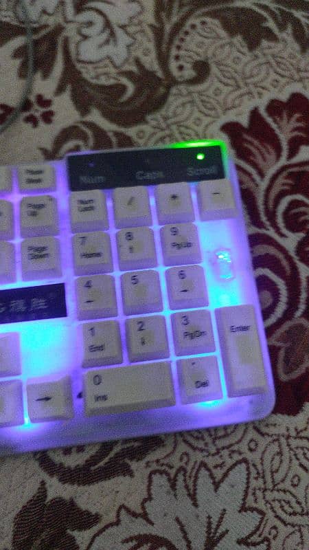 RGB keyboard only RGB light he not macanical 5