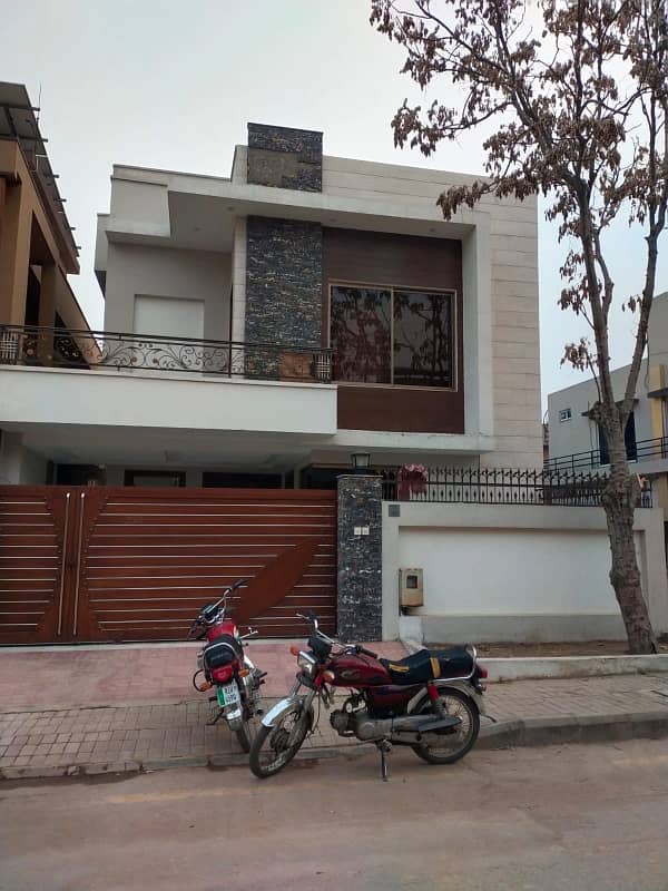 10 Marla house for rent Brand new Bahria phase 7 Rawalpindi 0