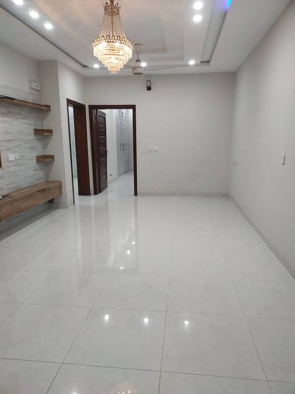 10 Marla house for rent Brand new Bahria phase 7 Rawalpindi 4