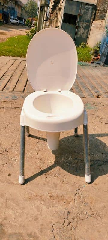 washroom chair 2