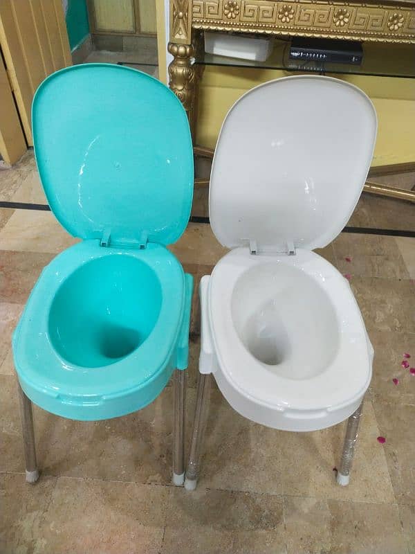 washroom chair 10