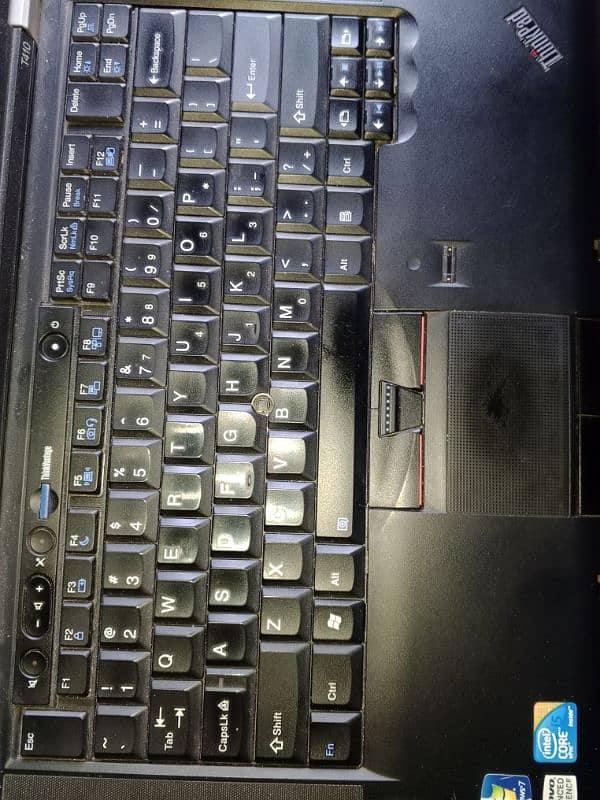 laptop for sale. 10 by 10 condition. 128 SSD 512gbhard. GTA v play 2