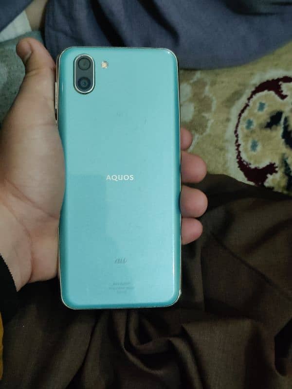 aquos r2 non pta 4