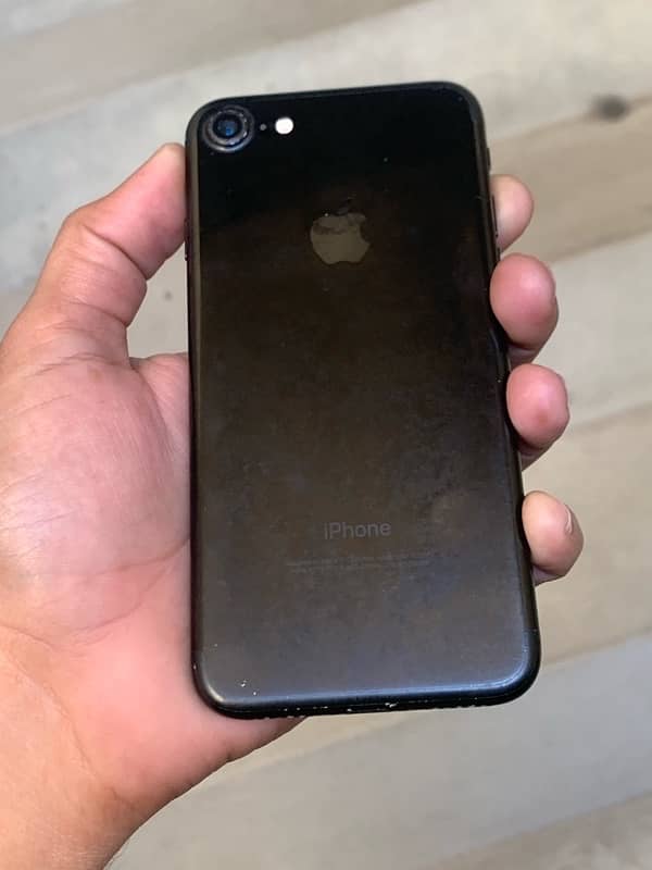 iPhone 7 128 Gb pta approved 2