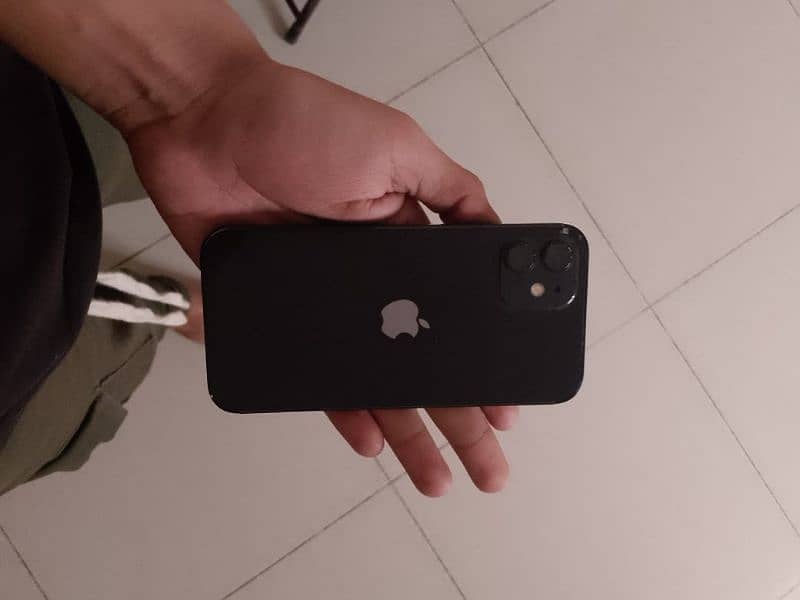 iphone 12 64 GB NON PTA 1