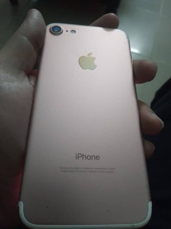 iphone 7 128          03065512404 0