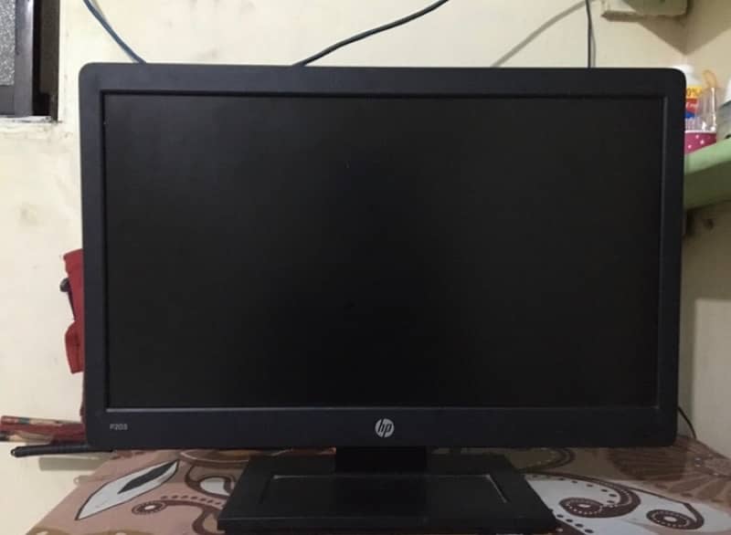 HP P203 Monitor 1