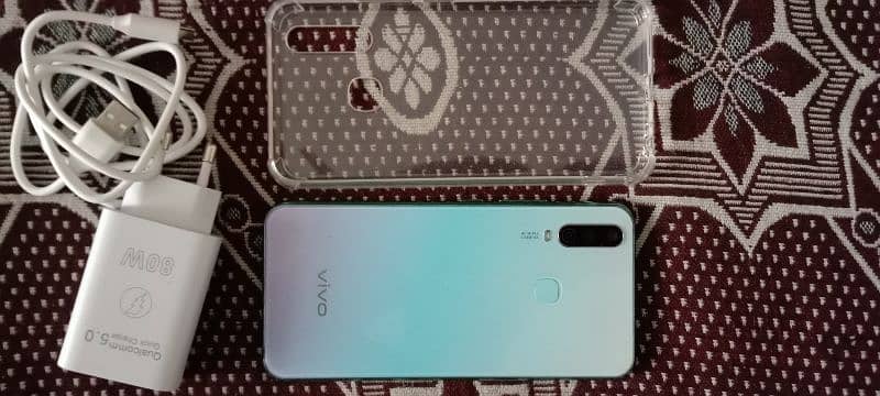 Vivo y17 8/256 with box 03141313790 0