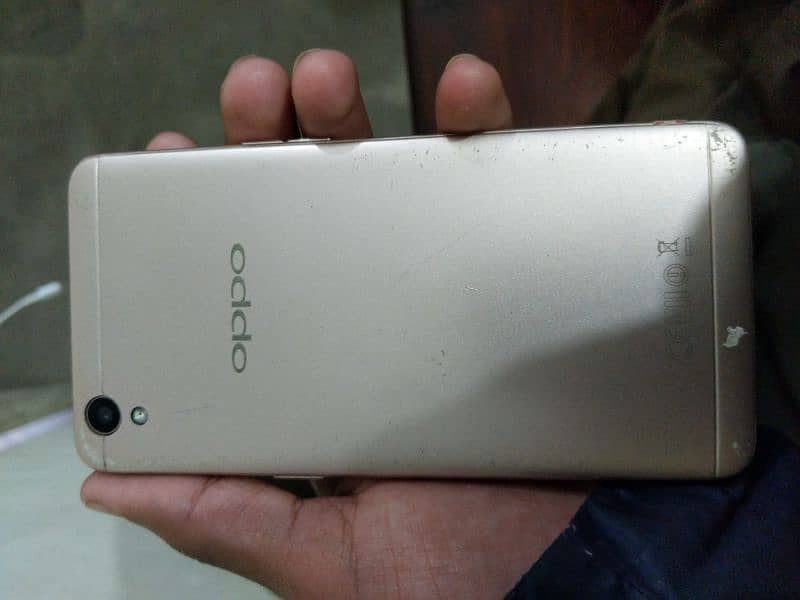 Oppo and huwaie phones 5