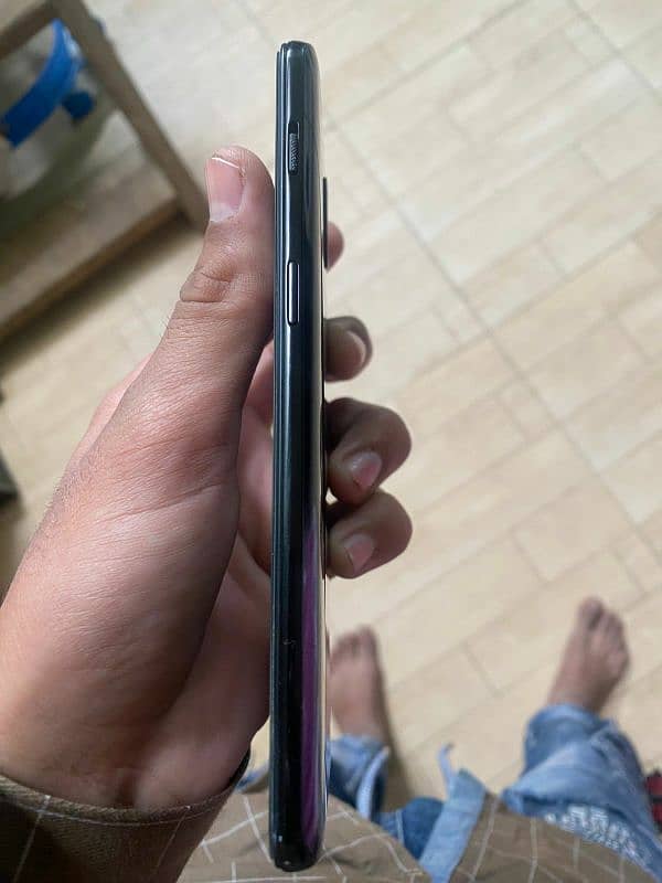 OnePlus 6t Condition 10/9 8/128 hai 3