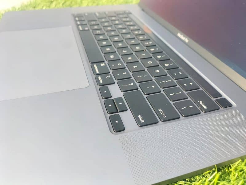 Apple MacBook pro 2019 16" 2