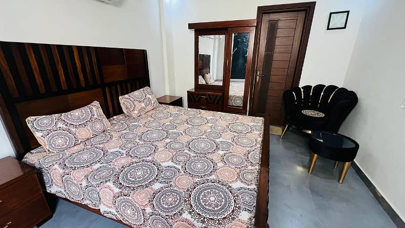 One Bed Apartment For Rent short and Per day Avil For familes 2