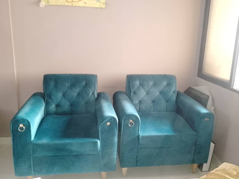 Velvet material 5 seater sofa set with glass table 0