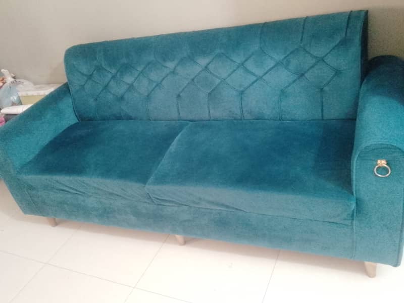 Velvet material 5 seater sofa set with glass table 2