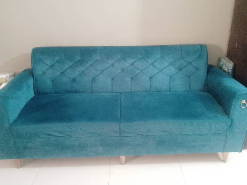 Velvet material 5 seater sofa set with glass table 3