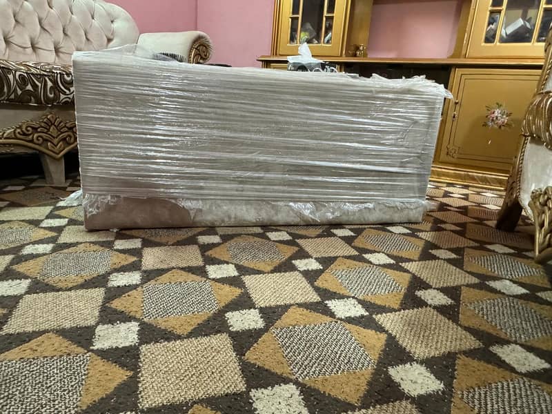 7 seater sofa set with table just like new 1 saal hua hoga liye hue bs 17