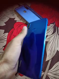 Huawei Nova3i 4gb128gb urgent salecontact 03042090068