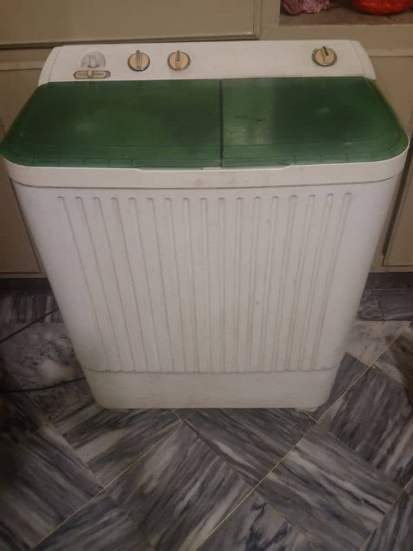 Haier semi Automatic washing machine 2 in 1, 03235100342 2