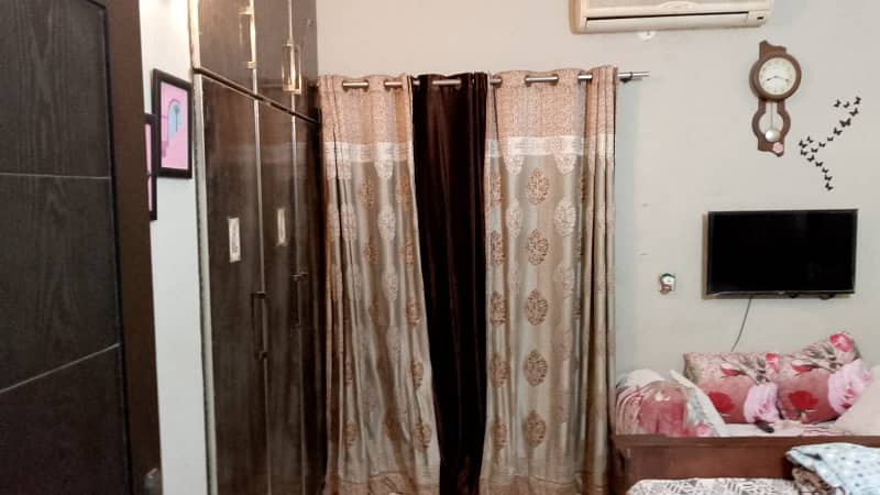 05 Marla Used House for sale in Canal Garden Lahore 2