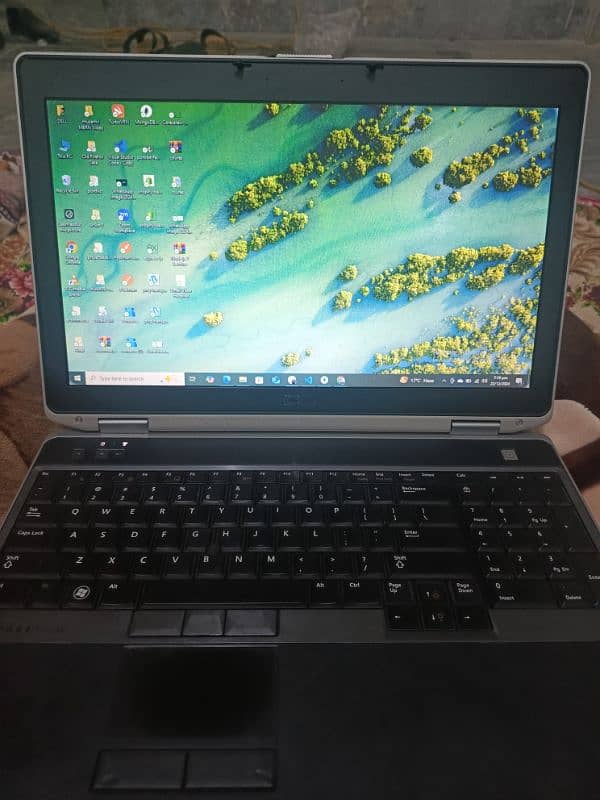 Dell latitude E6530 Core i3 2