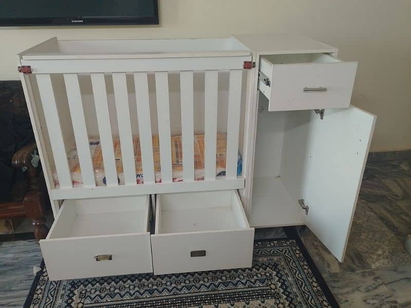 Baby cot 4