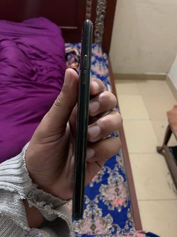 Oppo F5 youth 0