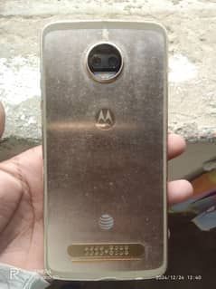 Moto z2 Force