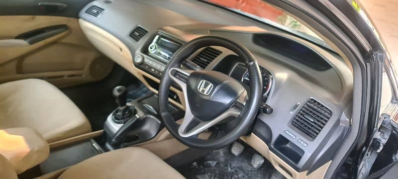 Honda Civic Standard 2010 3