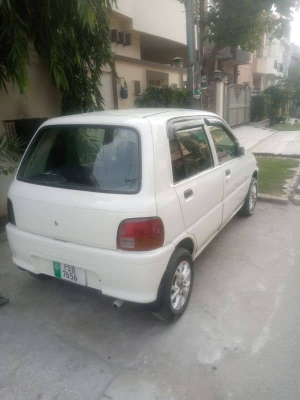 Daihatsu Cuore 2004 5